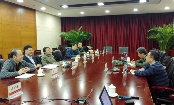 与中国石油安全环保技术研究院领导及实验室相关部门负责人进行座谈 - 副本.jpg